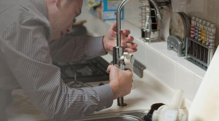 Professional expert plumbing services in Mapleton, IA